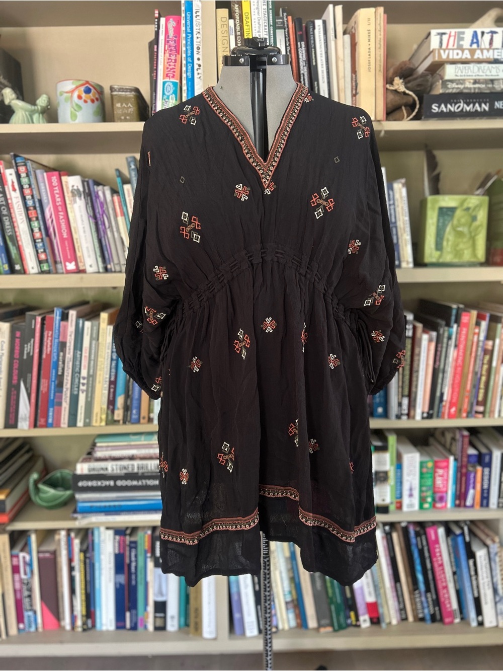 Twelfth Street by Cynthia Vincent Black Embroidered Boho Tunic Mini Dress Size M